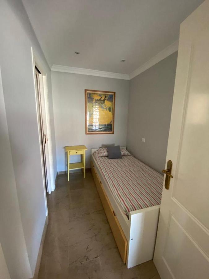 Apartamento Junto Al Puerto Deportivo De Естепона Екстериор снимка
